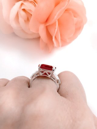 �L���[�r�b�N�W���R�j�A�@���r�[ �����O