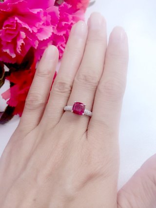 �L���[�r�b�N�W���R�j�A�@���r�[ �����O