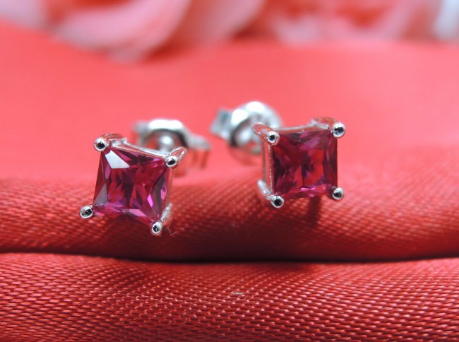 ���r�[ �s�A�X �X�N�E�F�A 