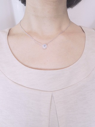 �L���[�r�b�N�W���R�j�A�̃y���_���g