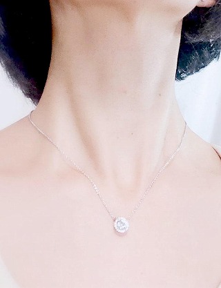 �L���[�r�b�N�W���R�j�A�̃y���_���g