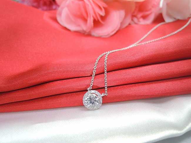 �L���[�r�b�N�W���R�j�A�̃y���_���g