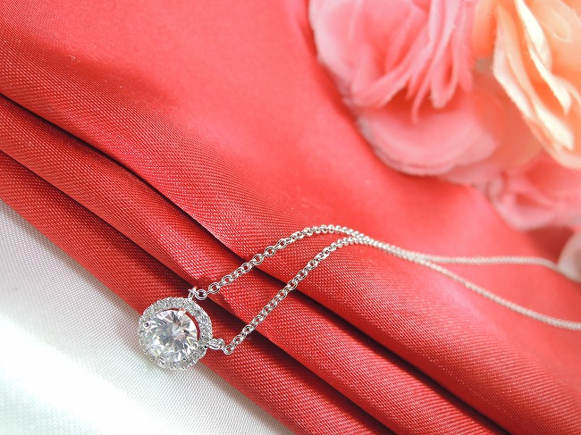 �L���[�r�b�N�W���R�j�A�̃y���_���g