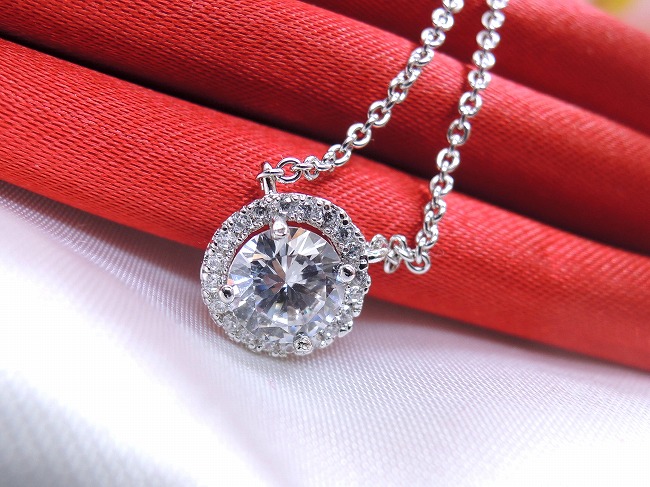 �L���[�r�b�N�W���R�j�A�̃y���_���g