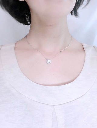 �L���[�r�b�N�W���R�j�A�̃y���_���g