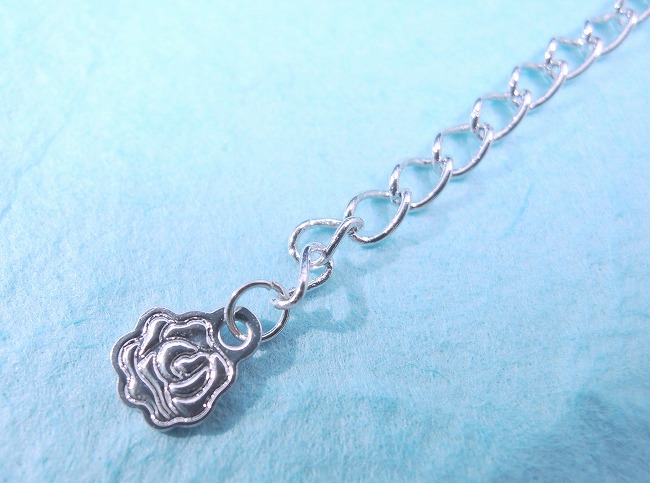 �L���[�r�b�N�W���R�j�A�̃y���_���g