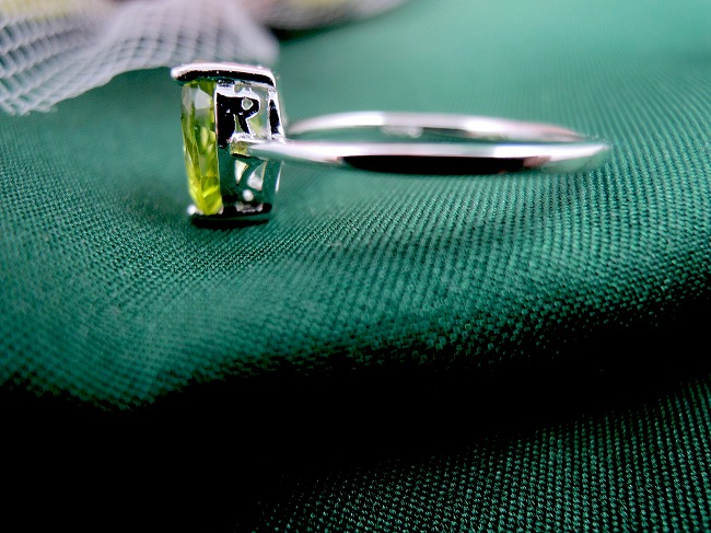 �y���h�b�g �����O