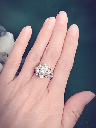 �L���[�r�b�N�W���R�j�A �����O