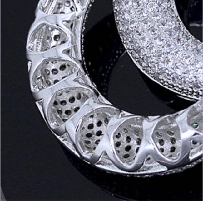 �t�[�v�s�A�X