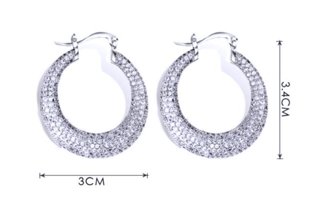 �t�[�v�s�A�X