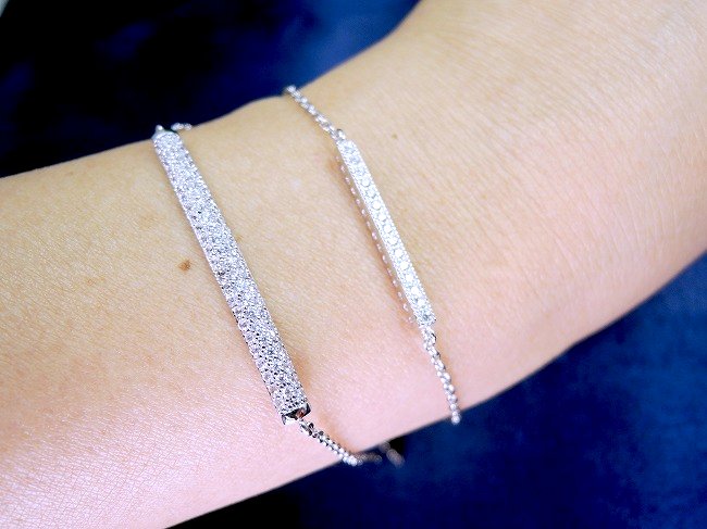 �u���X���b�g�@�L���[�r�b�N�W���R�j�A�E�A�N�Z�T���[