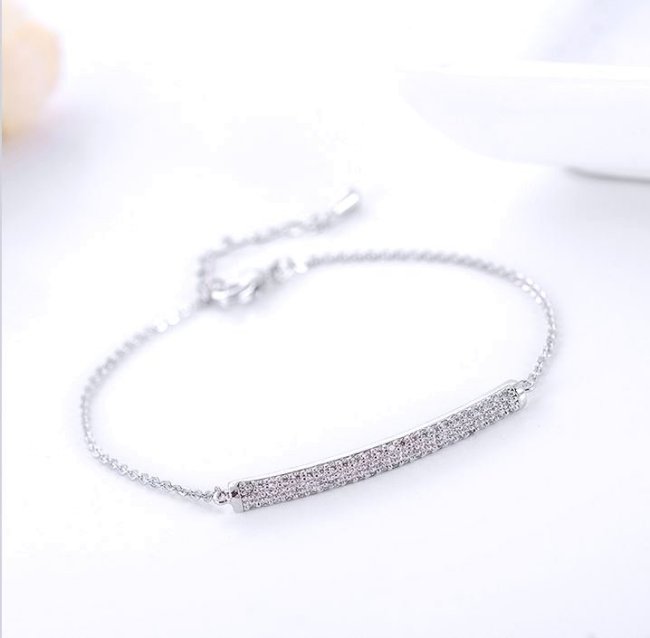 �u���X���b�g�@�L���[�r�b�N�W���R�j�A�E�A�N�Z�T���[