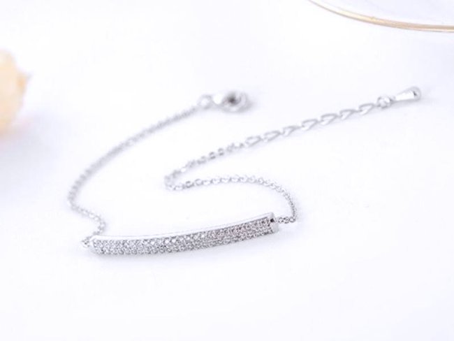 �u���X���b�g�@�L���[�r�b�N�W���R�j�A�E�A�N�Z�T���[