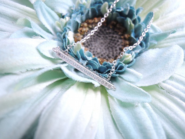 �u���X���b�g�@�L���[�r�b�N�W���R�j�A�E�A�N�Z�T���[