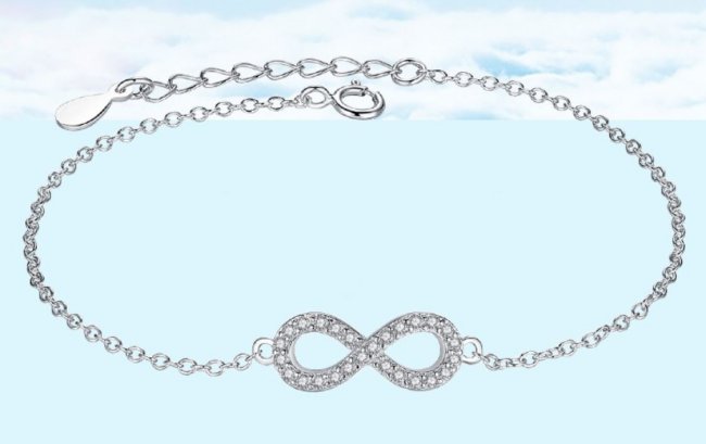 �u���X���b�g�@�L���[�r�b�N�W���R�j�A�E�A�N�Z�T���[