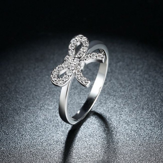 ���{�����`�[�t�@�����O�@�L���[�r�b�N�W���R�j�A�E�A�N�Z�T���[