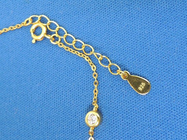 �A�N�Z�T���[�@�X�e�[�V�����u���X���b�g