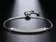 �L���[�r�b�N�W���R�j�A �u���X���b�g