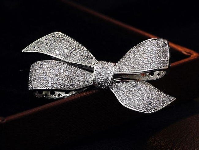 ���{�� ���`�[�t�@�u���[�`