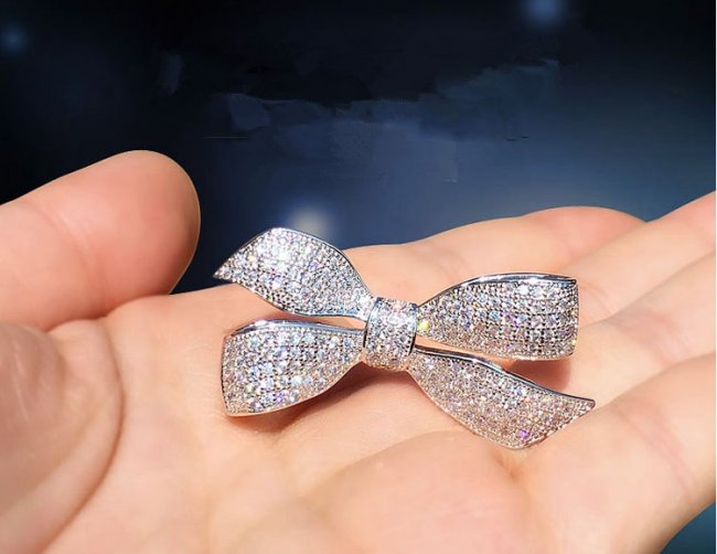 ���{�� ���`�[�t�@�u���[�`