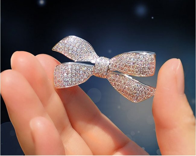 ���{�� ���`�[�t�@�u���[�`