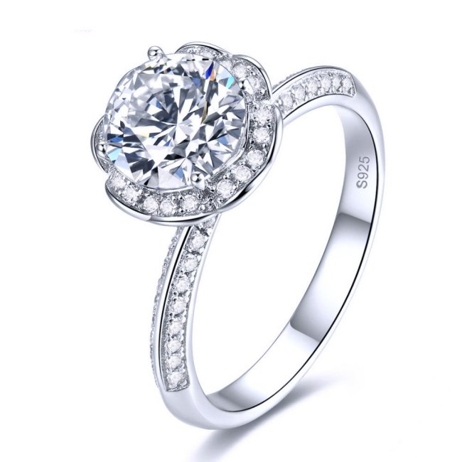 �L���[�r�b�N�W���R�j�A �����O