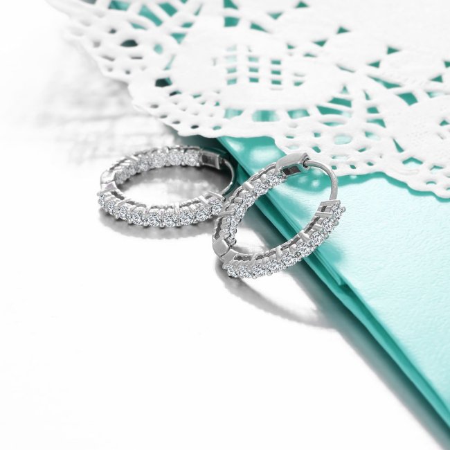 �t�[�v�s�A�X