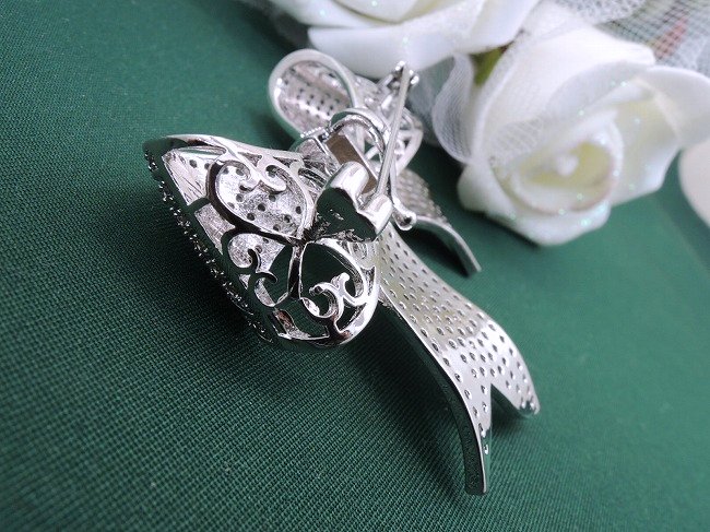 ���{�� ���`�[�t�@�u���[�`