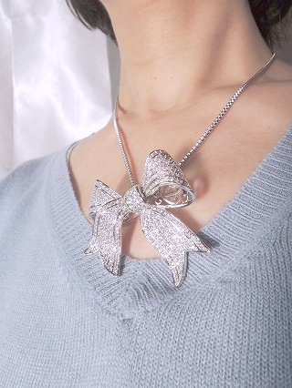 ���{�� ���`�[�t�@�u���[�`