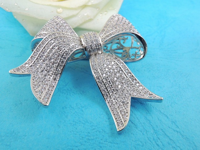 ���{�� ���`�[�t�@�u���[�`