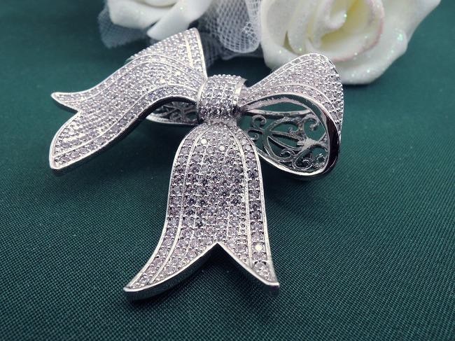 ���{�� ���`�[�t�@�u���[�`