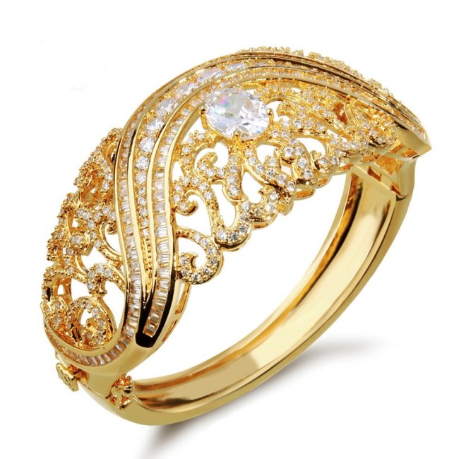 �S�[���h�@�o���O���E�u���X���b�g�@�L���[�r�b�N�W���R�j�A�E�A�N�Z�T���[