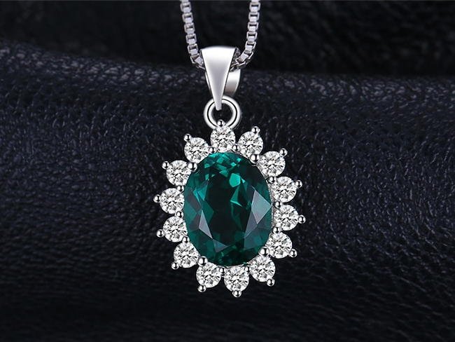 �A�N�Z�T���[ �G�������h�@�L���[�r�b�N�W���R�j�A�@�y���_���g