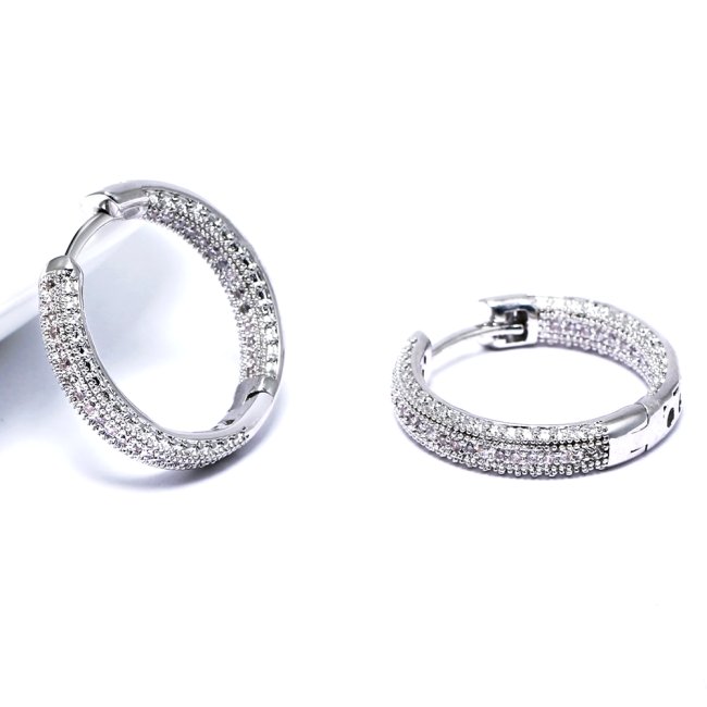 �t�[�v�s�A�X