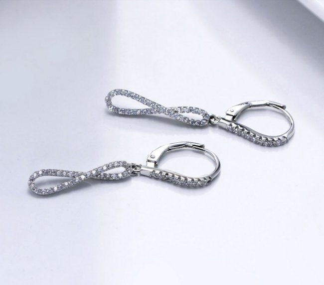 �C���t�B�j�e�B�@�����@&infin;�@�s�A�X