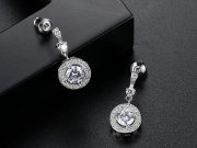 �L���[�r�b�N�W���R�j�A�@�s�A�X