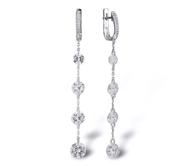 �L���[�r�b�N�W���R�j�A�̃s�A�X�@�����O�s�A�X