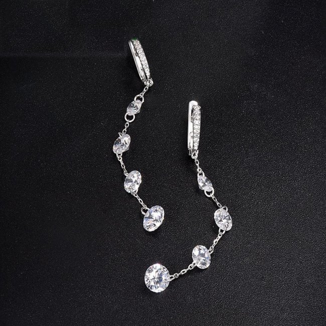 �L���[�r�b�N�W���R�j�A�̃s�A�X�@�����O�s�A�X