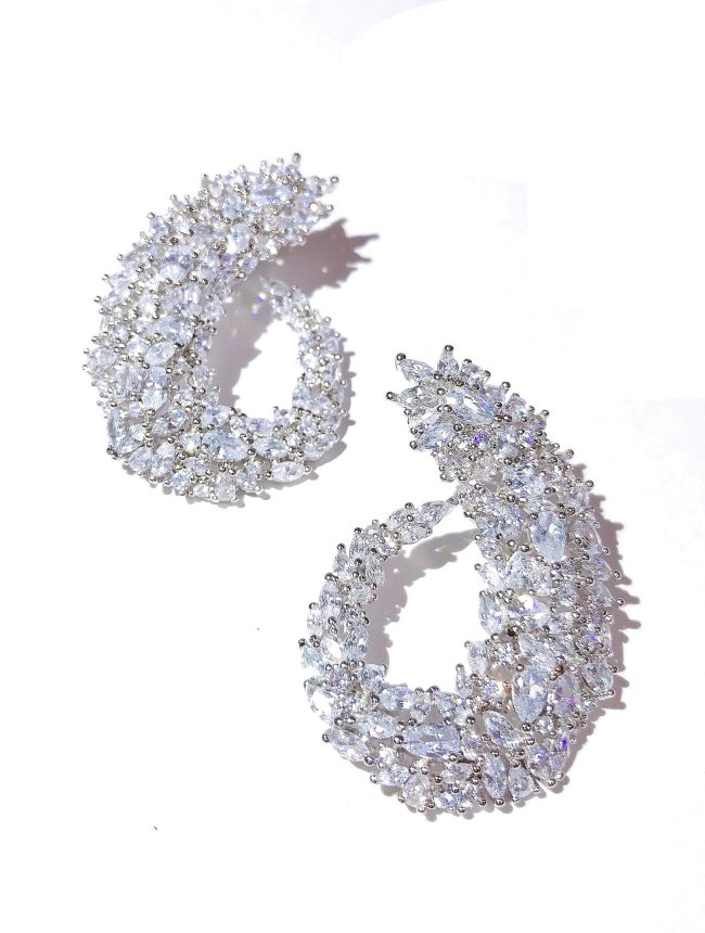 �L���[�r�b�N�W���R�j�A�̃s�A�X�@�����O�s�A�X