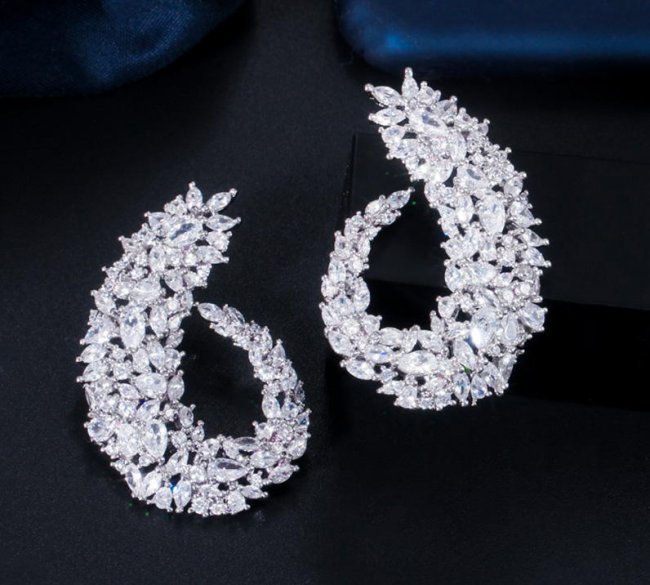 �L���[�r�b�N�W���R�j�A�̃s�A�X�@�����O�s�A�X