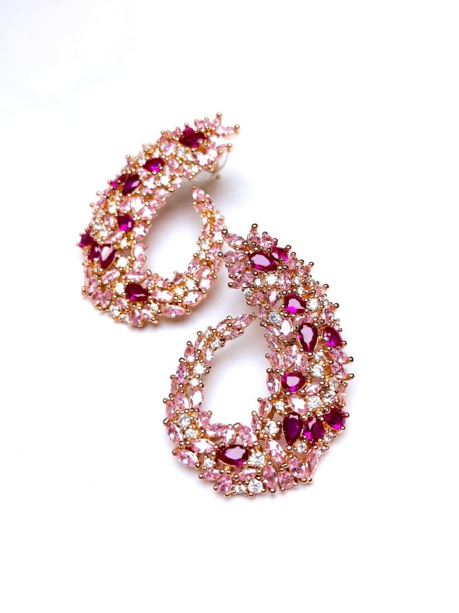 �L���[�r�b�N�W���R�j�A�̃s�A�X�@�����O�s�A�X