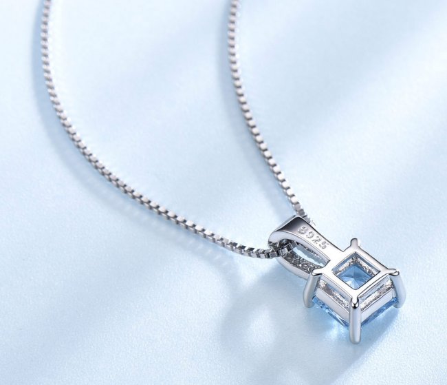 CZ�ƃu���[�g�p�[�Y�i�����΁j�@�y���_���g�E�l�b�N���X�@�L���[�r�b�N�W���R�j�A�E�A�N�Z�T���[