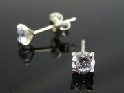 �L���[�r�b�N�W���R�j�A�̃s�A�X