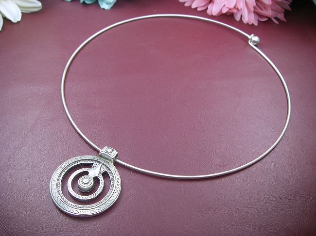 �t�����X�E�A�N�Z�T���[