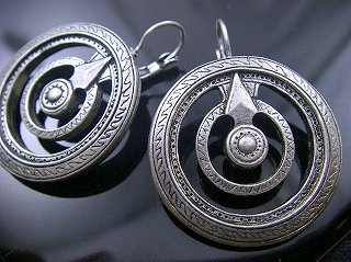 �t�����X�E�A�N�Z�T���[