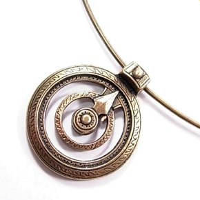 �t�����X�E�A�N�Z�T���[