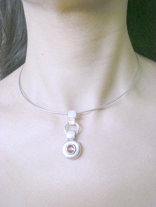 �t�����X�E�A�N�Z�T���[