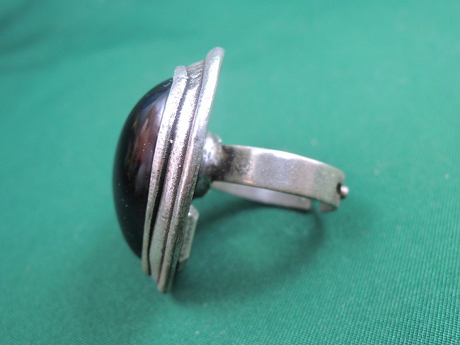 �t�����X�E�A�N�Z�T���[