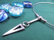 UBU�@�t�����X�̃A�N�Z�T���[�@�I���K�l�b�N���X�iU053)