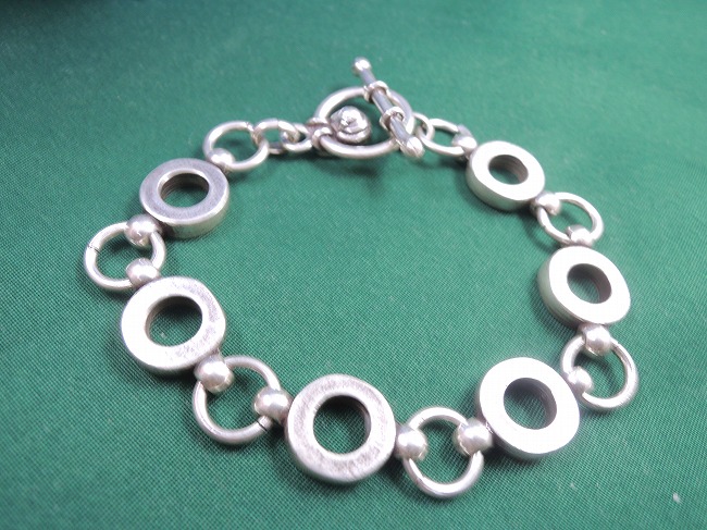 �t�����X�E�A�N�Z�T���[